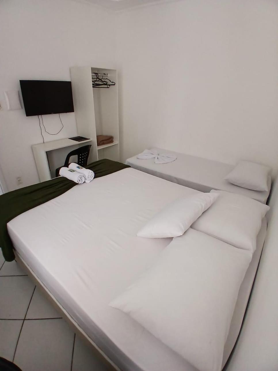 Hotel Aconchegante เชกิเอ ภายนอก รูปภาพ