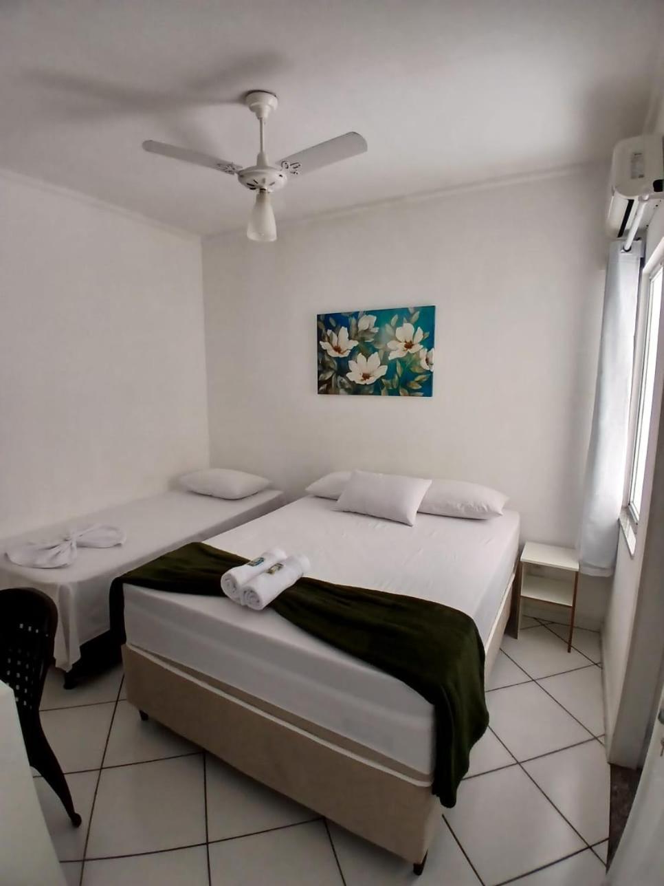 Hotel Aconchegante เชกิเอ ภายนอก รูปภาพ